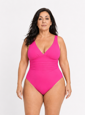 Bañador Ref. 0183 color rose red con modelo Maria, vista frontal