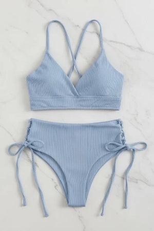 Bikini con Escote Triangular Espalda Cruzada y Lazos Laterales Ref. 0737 - Marea Bella Swimwear
