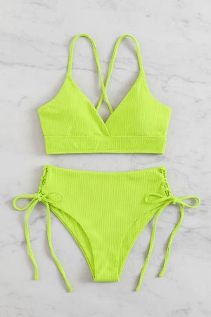 Bikini con Escote Triangular Espalda Cruzada y Lazos Laterales Ref. 0737 - Marea Bella Swimwear