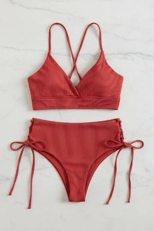 Bikini con Escote Triangular Espalda Cruzada y Lazos Laterales Ref. 0737 - Marea Bella Swimwear