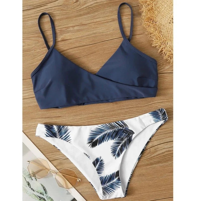 Bikini Cruzado con Tirantes Finos y Estampado de Hojas Ref. 0514 - Marea Bella Swimwear