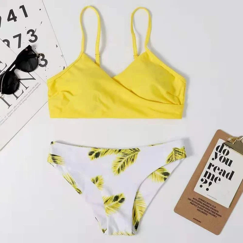 Bikini Cruzado con Tirantes Finos y Estampado de Hojas Ref. 0514 - Marea Bella Swimwear