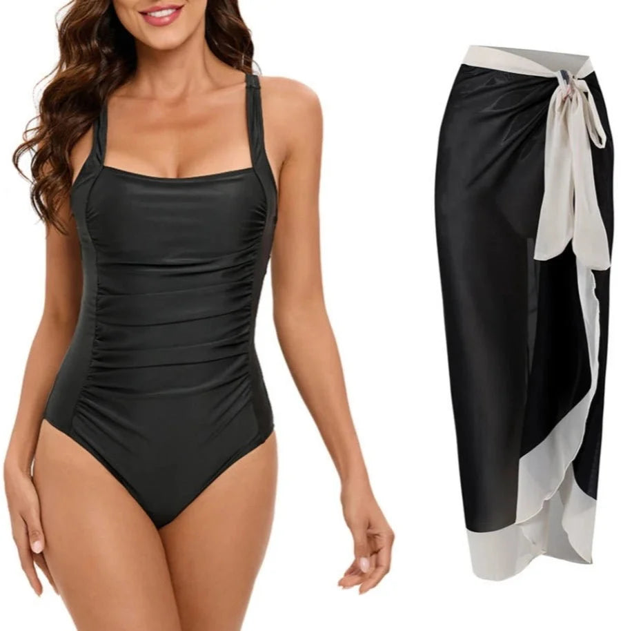 Conjunto de Bañador Negro Liso y Falda Pareo Estampada Ref. 0561 - Marea Bella Swimwear