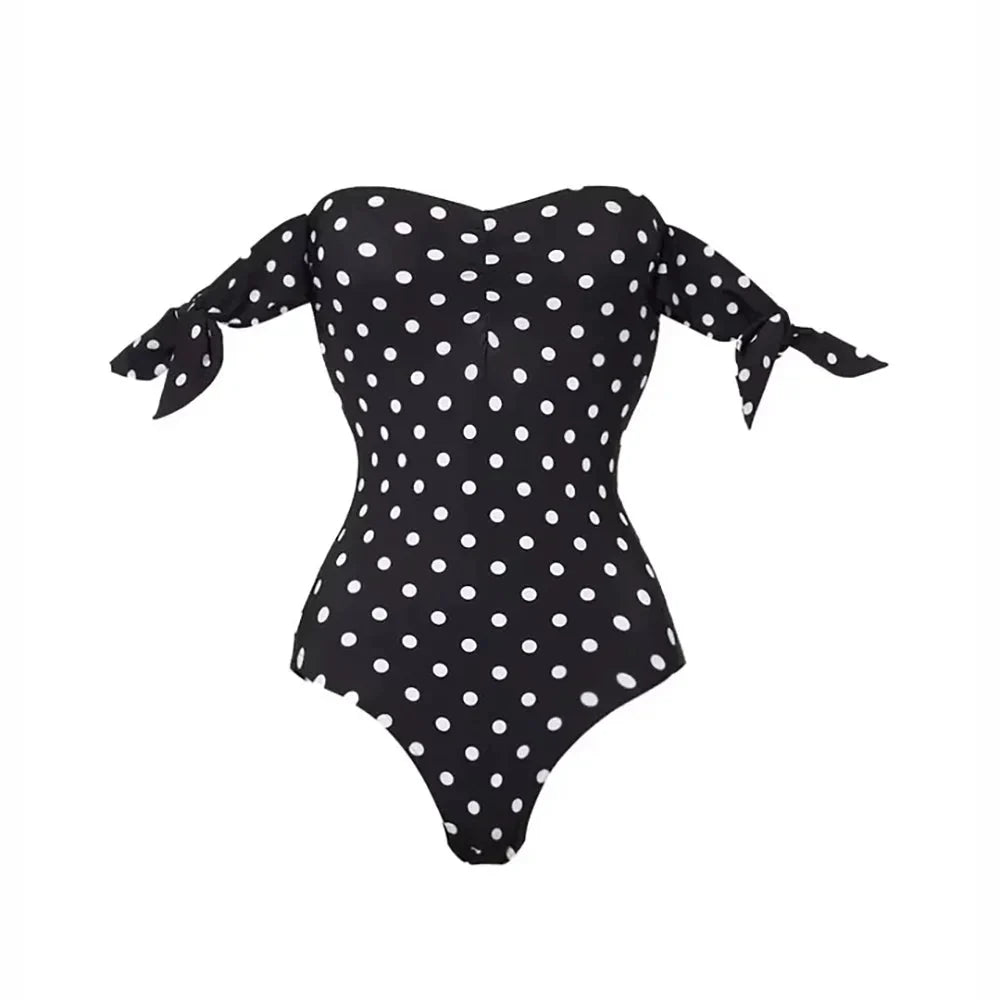 Conjunto de Bañador Strapless con Estampado de Lunares y Falda Pareo Drapeada Ref. 0592 - Marea Bella Swimwear
