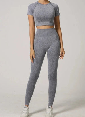 Conjunto Deportivo Acanalado con Camiseta de Manga Corta y Leggings Ref. 1044 - Marea Bella Swimwear