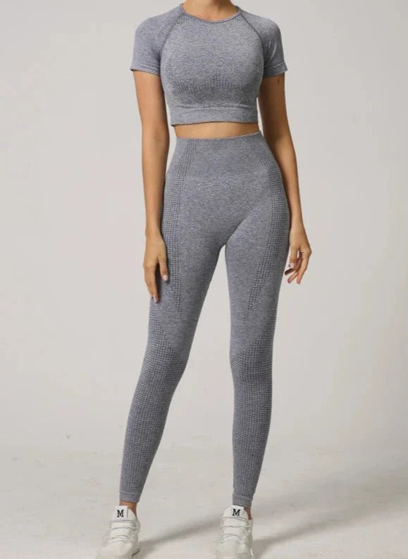 Conjunto Deportivo Acanalado con Camiseta de Manga Corta y Leggings Ref. 1044 - Marea Bella Swimwear