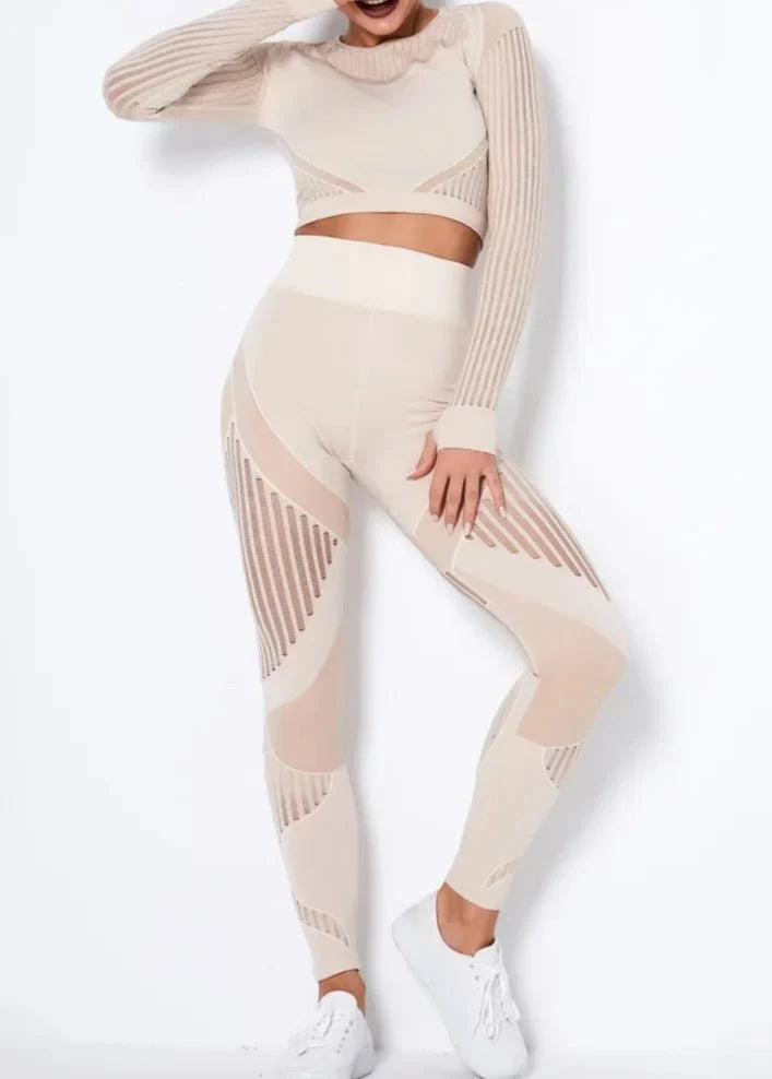 Conjunto Deportivo con Blusa de Manga Larga y Leggings Texturizados Ref. 1048 - Marea Bella Swimwear