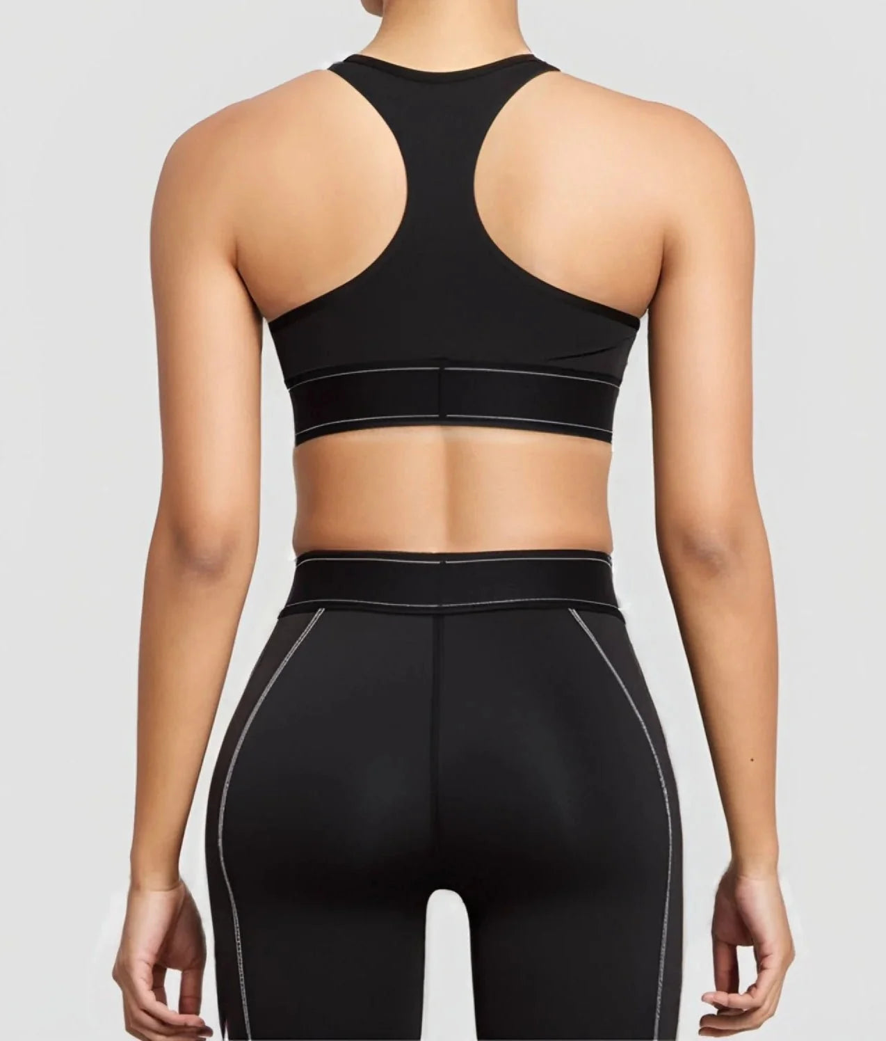 Conjunto Deportivo con Top de Tirantes Anchos y Leggings Ref. 1039 - Marea Bella Swimwear