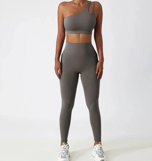 Conjunto Deportivo con Top Un Solo Hombro de Tirantes Dobles y Leggings Ref. 1065 - Marea Bella Swimwear