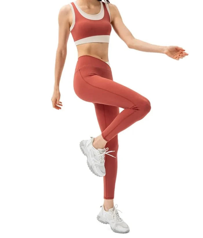 Conjunto Deportivo con Top y Leggings de Cintura Cruzada Ref. 1042 - Marea Bella Swimwear