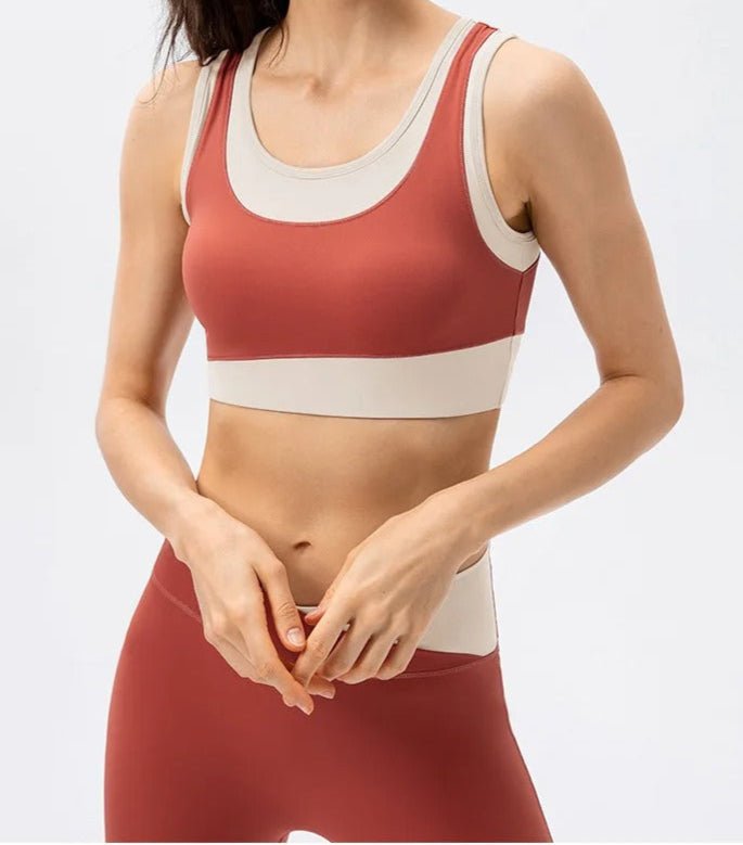 Conjunto Deportivo con Top y Leggings de Cintura Cruzada Ref. 1042 - Marea Bella Swimwear