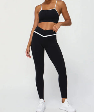 Conjunto Deportivo Top de Tirantes Finos y Leggings Ref. 1046 - Marea Bella Swimwear