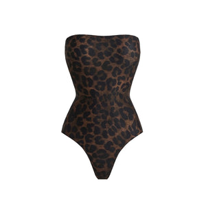 Conjunto Strapless con Falda Pareo Anudada Ref. 0594 - Marea Bella Swimwear