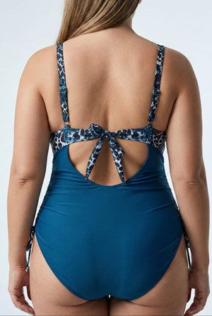 Bañador Plus Size Animal Print con Escote en V Cruzado Ref. 0665 - Marea Bella Swimwear