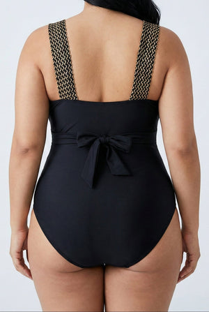 Bañador Plus Size Cruzado con Volante Frontal Ref. 0667 - Marea Bella Swimwear