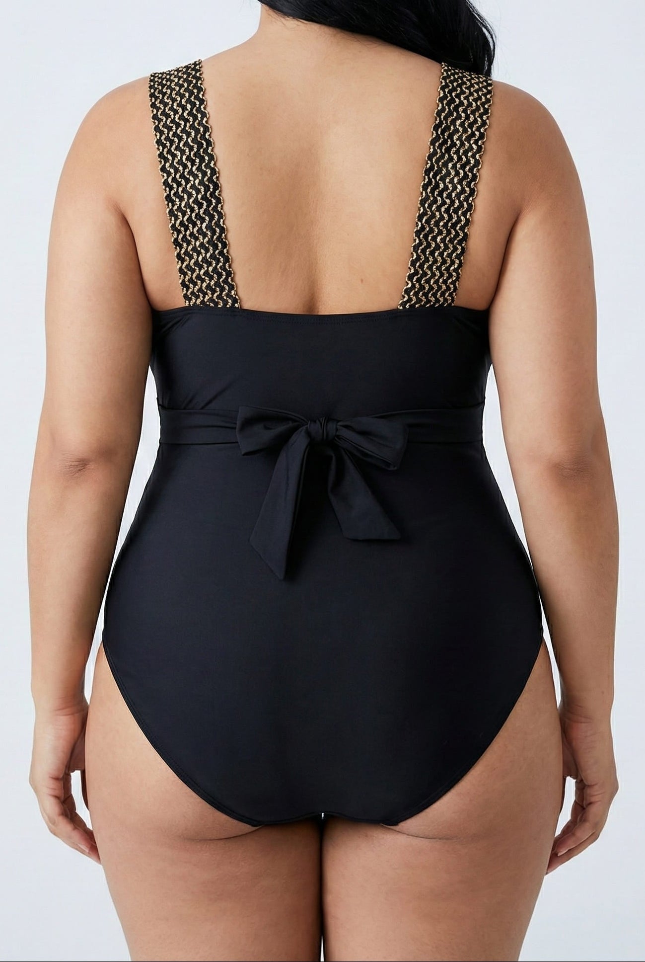 Bañador Plus Size Cruzado con Volante Frontal Ref. 0667 - Marea Bella Swimwear