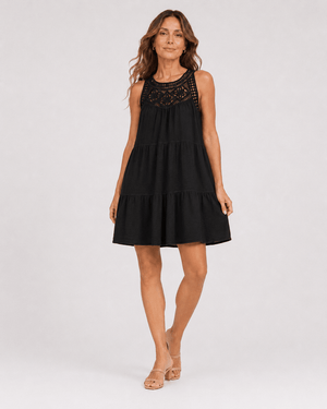 Vestido con Bordado Calado y Volantes Ref. 0354 - Marea Bella Swimwear