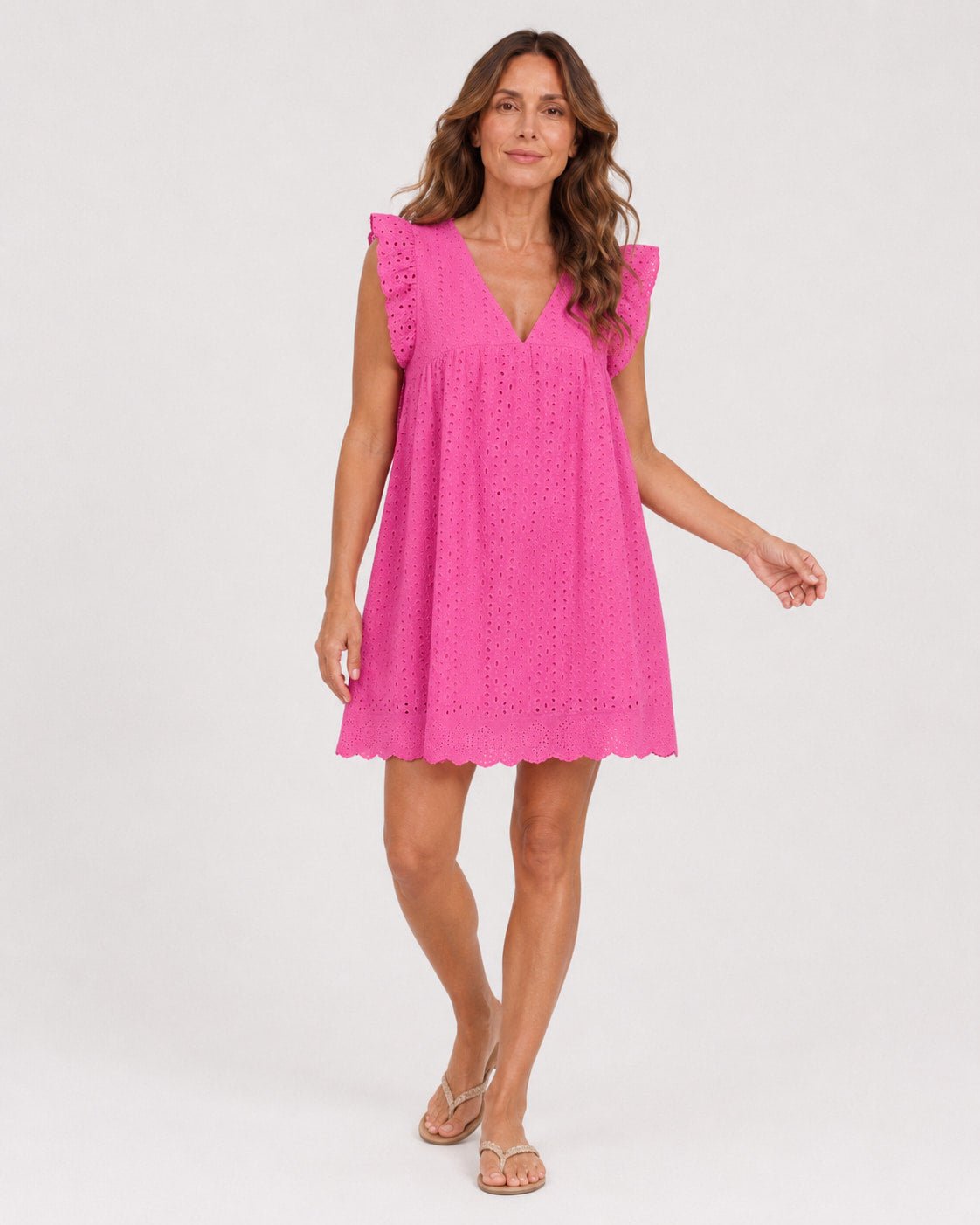 Vestido en Broderie con Escote V y Volante Ref. 0376 - Marea Bella Swimwear